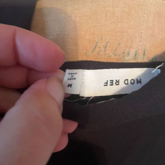 MOD REF | black long sleeve button down tie front  crop top M - Picture 6 of 8